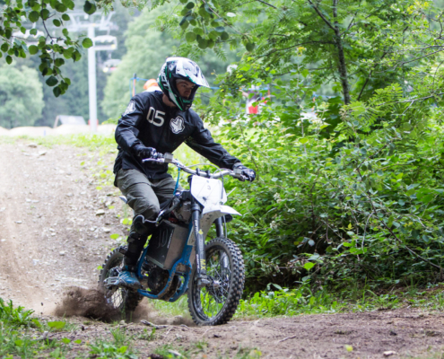 Session motocross au cours de ce bel été 2020